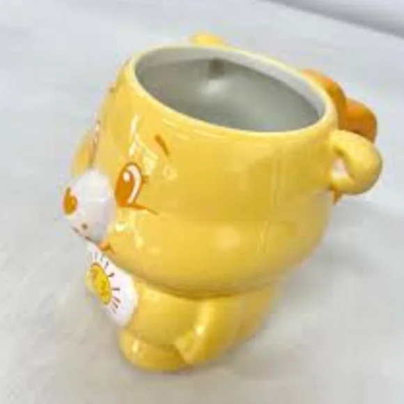 Yellow Bear Mug - Picture 2 of 6
